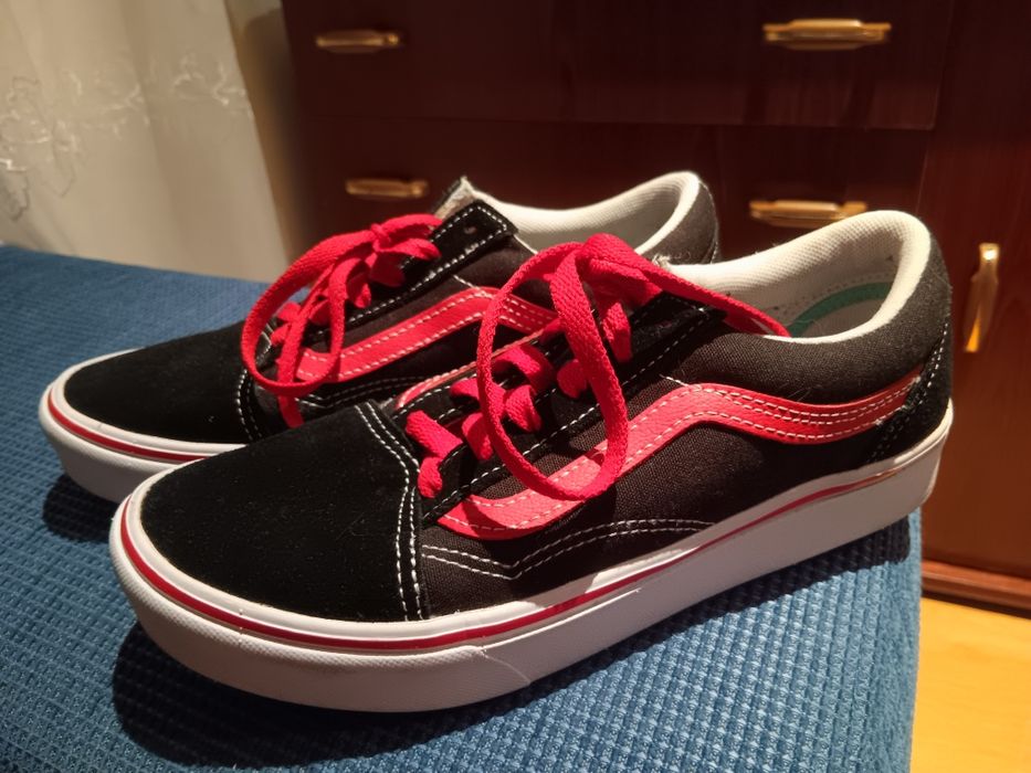 Sapatilhas Vans Old Skool - Edição limitada