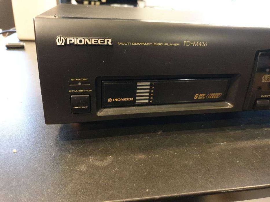 Сі - Ді   чейнджер Pioneer.