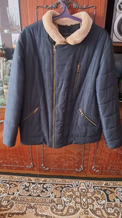 Продам зимову чоловічу курточку