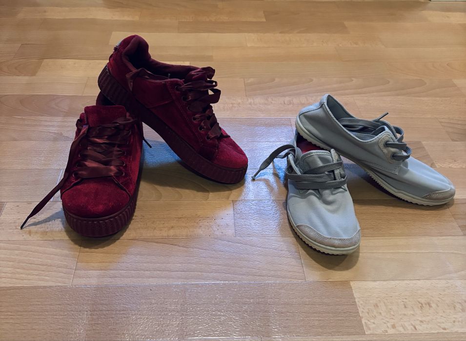 Жіночі кросівки