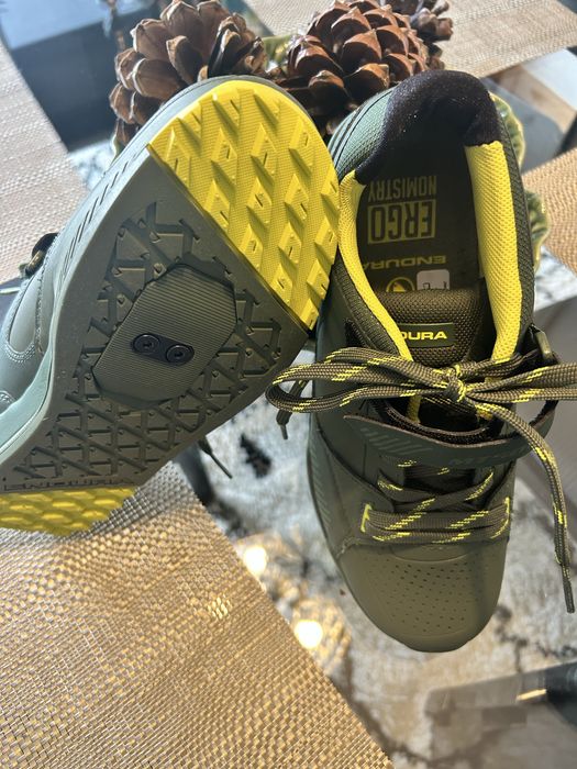 Vendo Sapatos Tennis Endura BTT Clipless SPD Novos 40-6,5