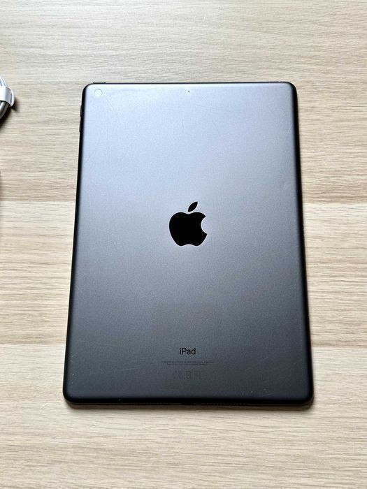 iPad 7 32GB – 95% Baterii (92 cykle), Sprawny, 30 dni gwarancji