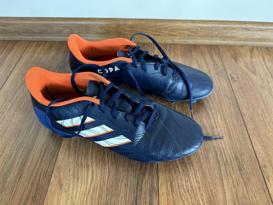 Adidas buty korki roz.42 wkladka 26cm