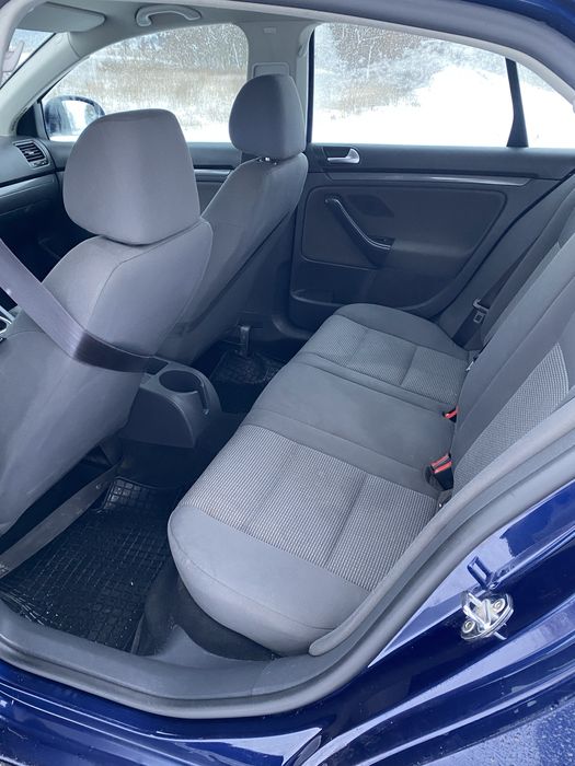 Volkswagen jetta Фольксваген джета 2008 год