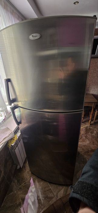 Продам свой холодильник Whirlpool ARC4170IX нержавейка