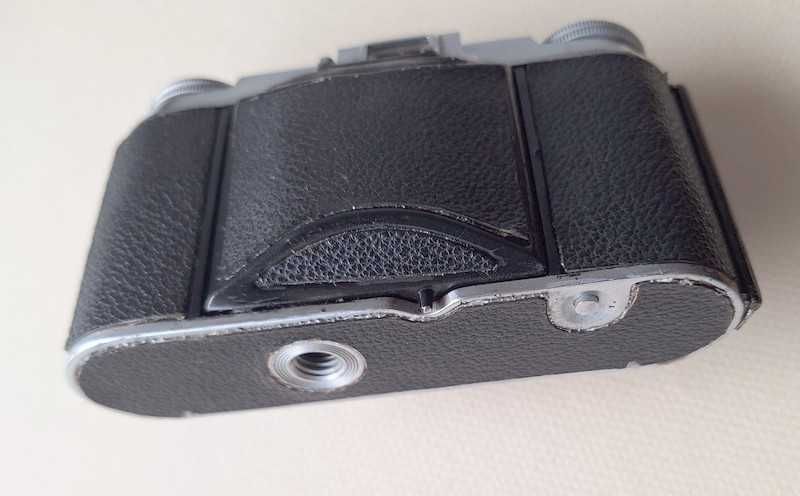 Câmara analógica Voigtlander Vito II - baixei preço.