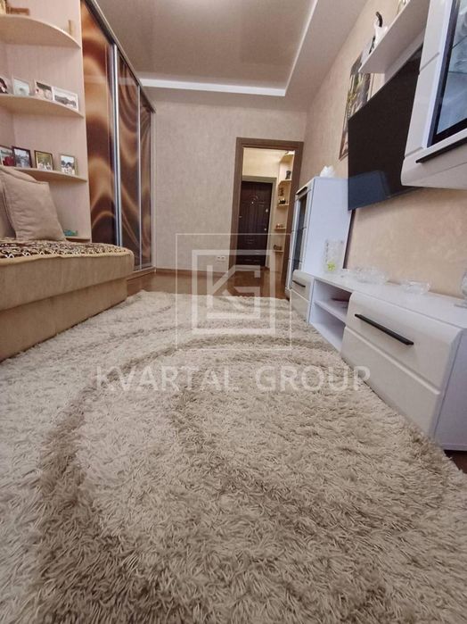 Однокімнатна квартика в Бучі!З ремонтом! 3 поверх!