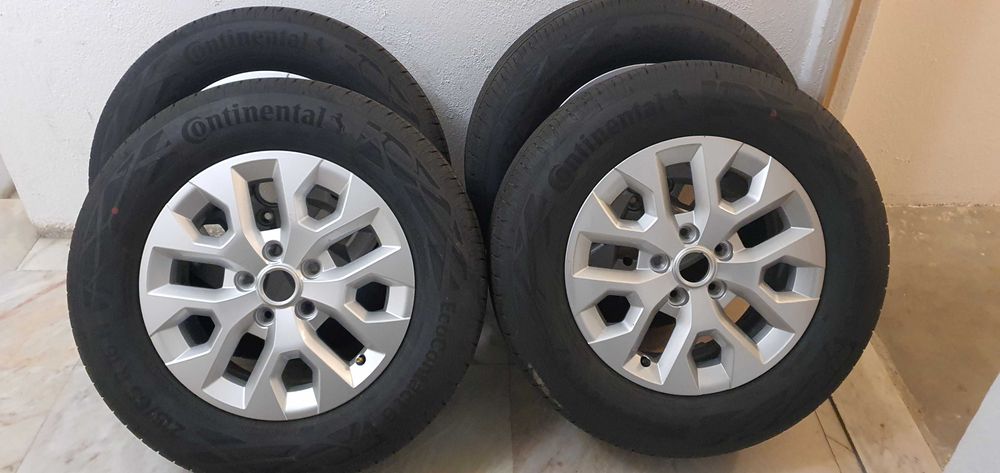 Pneus e Jantes Dacia Duster. Novos a estrear