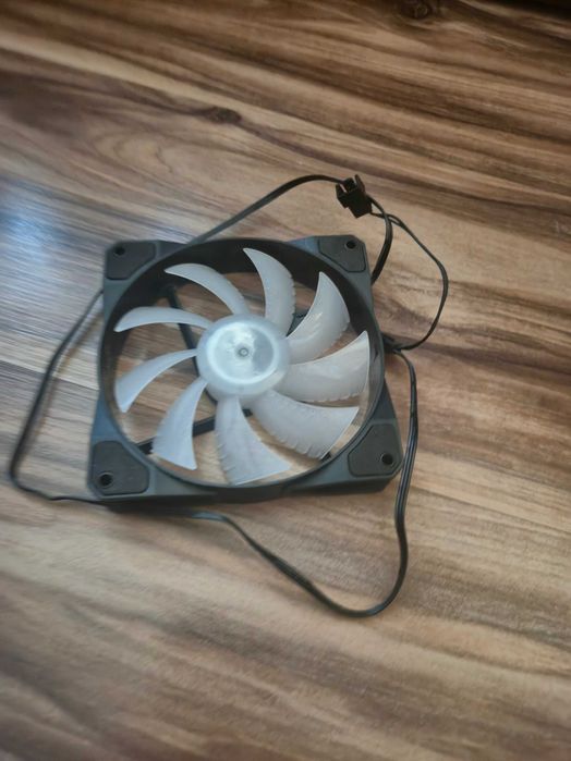 Wentylator do obudowy Krux 120x120