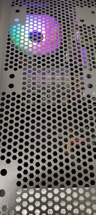 PC gamng Intel   i5 NVIDIA   GTX 1060  ,8 gb ddr4