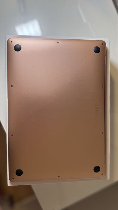 Apple Macbook Air 13 M1 2022 rose gold 8GB RAM / 256GB SSD