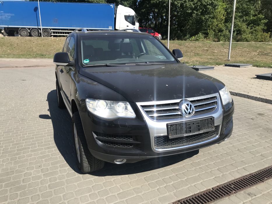 Фольцваген Таурег .3.0 дизель.Автомат