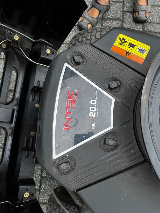 Traktorek Partner P200107HRB, B&S 20 KM, hydrostat, kosz 250 l