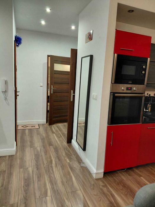 Nowoczesna kawalerka (34 m²) na 1 piętrze z dużym balkonem – Wrocław, Stabłowice