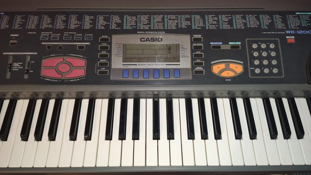 Teclado Casio WK-1200