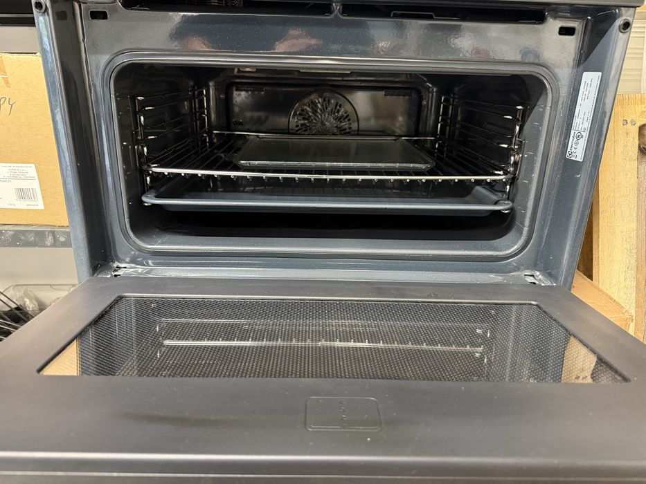 Piekarnik Electrolux z funkcją mikrofali KVLBE08T