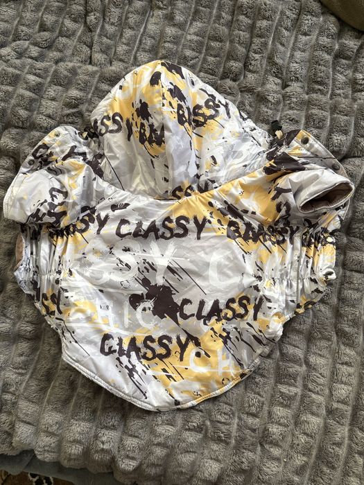 Одяг та рулетка для собак