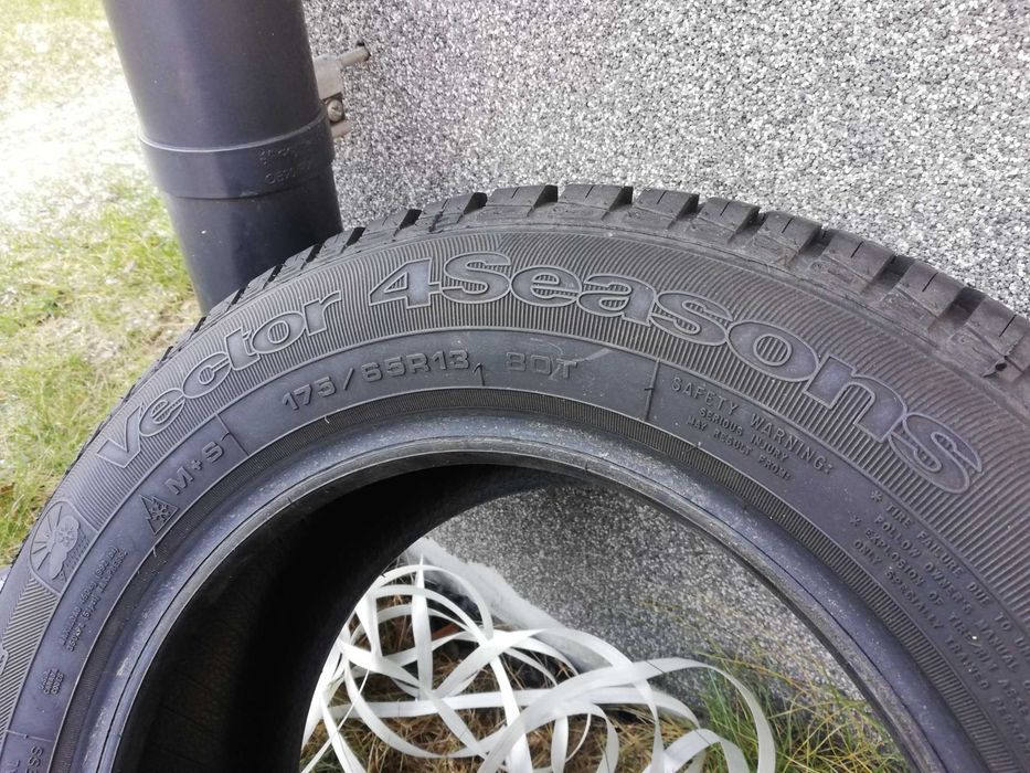 1 opona całoroczna Goodyear Vector 4seasons 175/65R13 80T,  8,5mm.