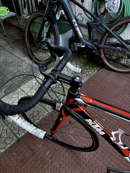Bicicleta KTM STRADA 1000