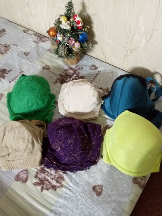 Бюстгалтери 6шт.на 95D