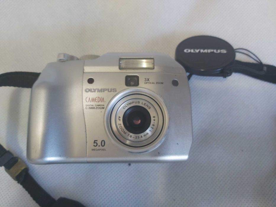 Olympus C-5000 Zoom