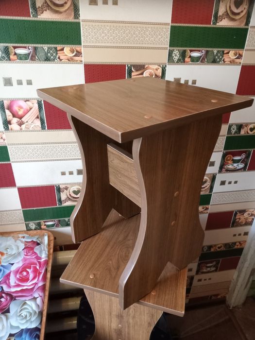 Продам табуретки