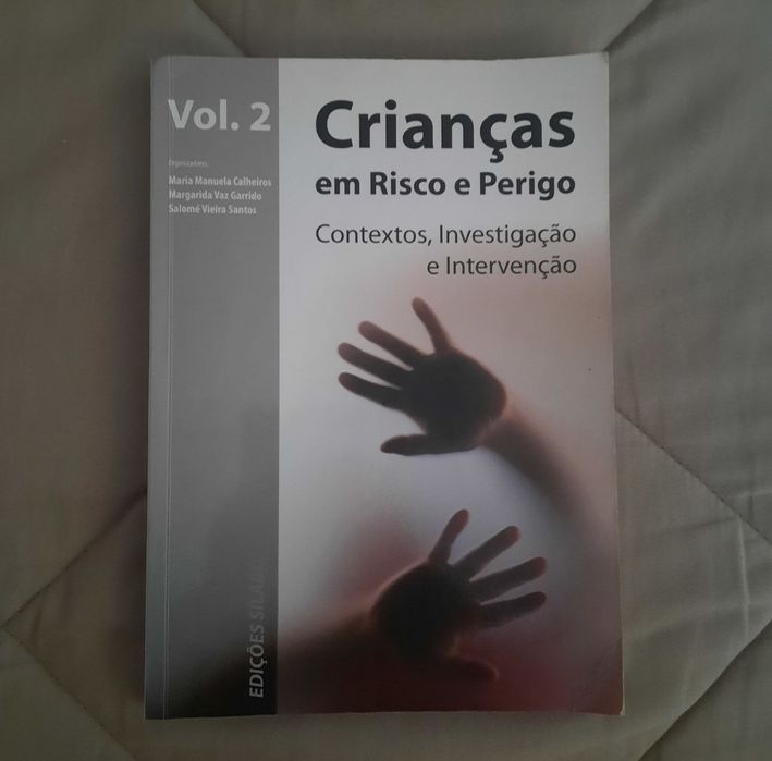 Livros variados 6€