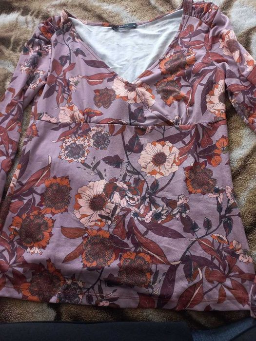 Блузи та майки 6  речей за 300 грн