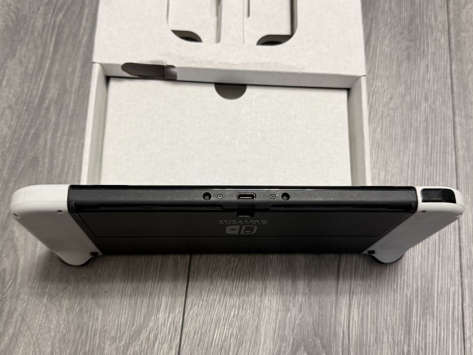Nintendo Switch oled 64+256gb ігри