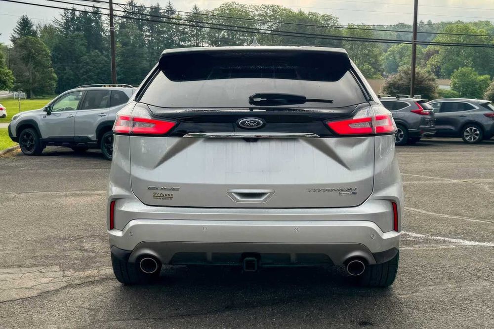 Ford Edge Titanium      2019