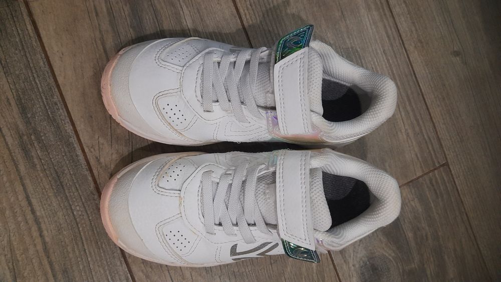 Кросівки для дівчинки розмір 30