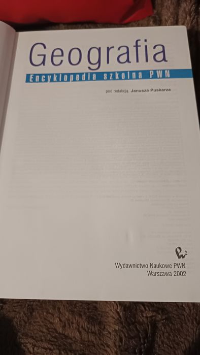 Encyklopedia szkolna PWN Geografia