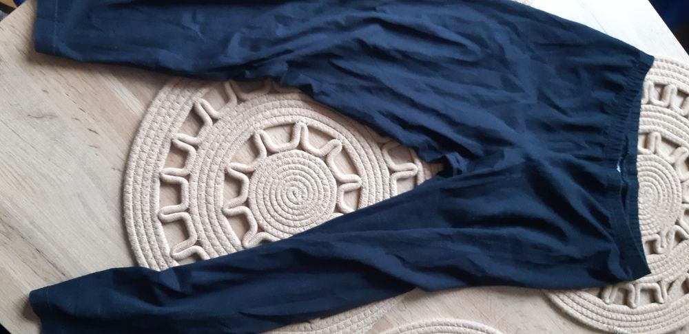 Leginsy 3/4 M czarne