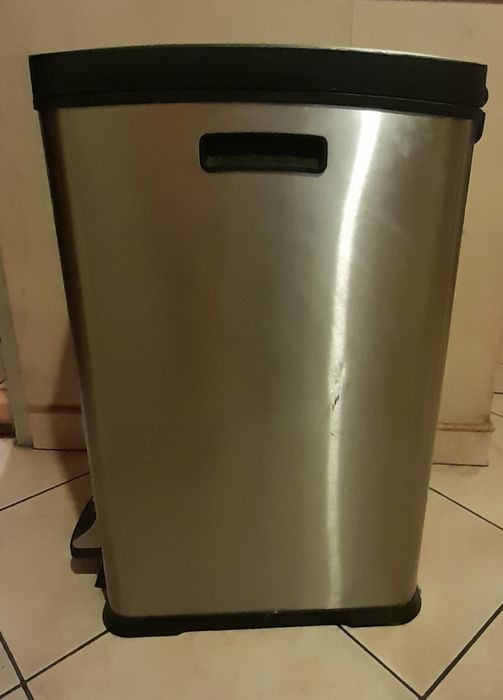 Kosz na śmieci ze stali nierdzewnej 30l