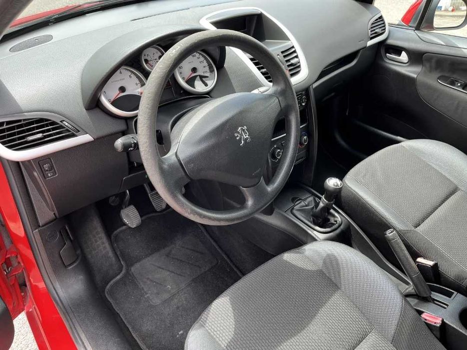 Peugeot 207 1.4 16V Sport — photo 4