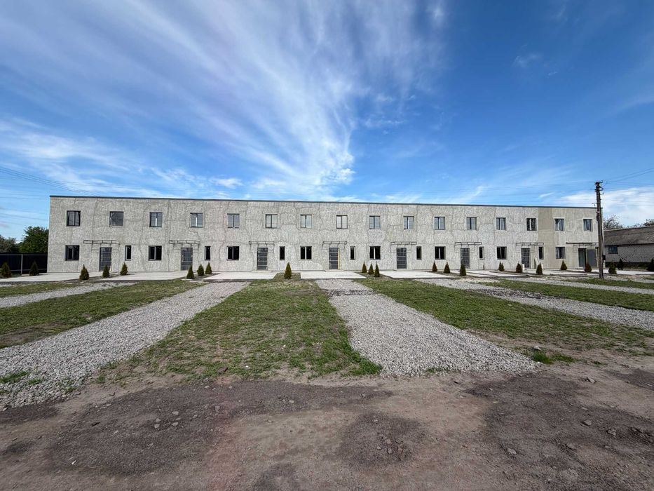 Продаж 2 поверхового таунхауса у престижному районі селища Баришівка Є ВІДЕООГЛЯД