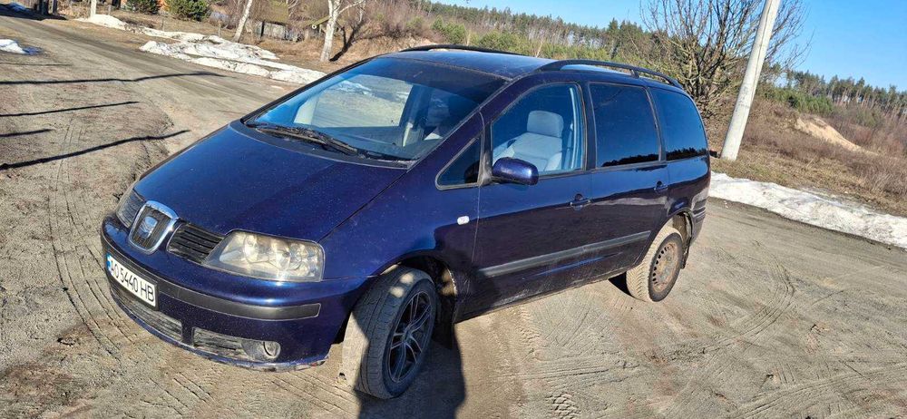 Фольксваген Шаран (Сеат Альхамбра) свій