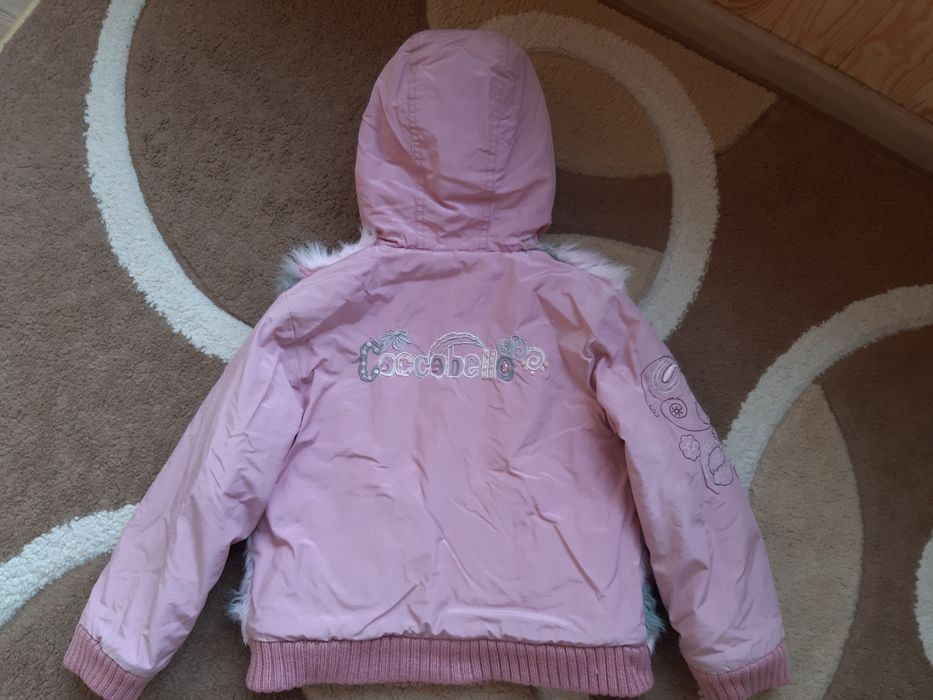 Продам курточку на флисе, на девочку рост 116 см