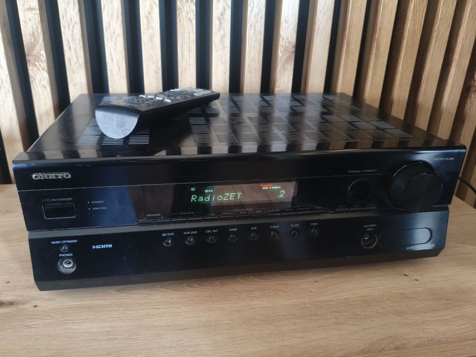 Amplituner Onkyo ht-r 538