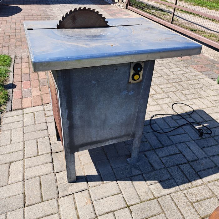 Krajzega piła stołowa rezerwacja