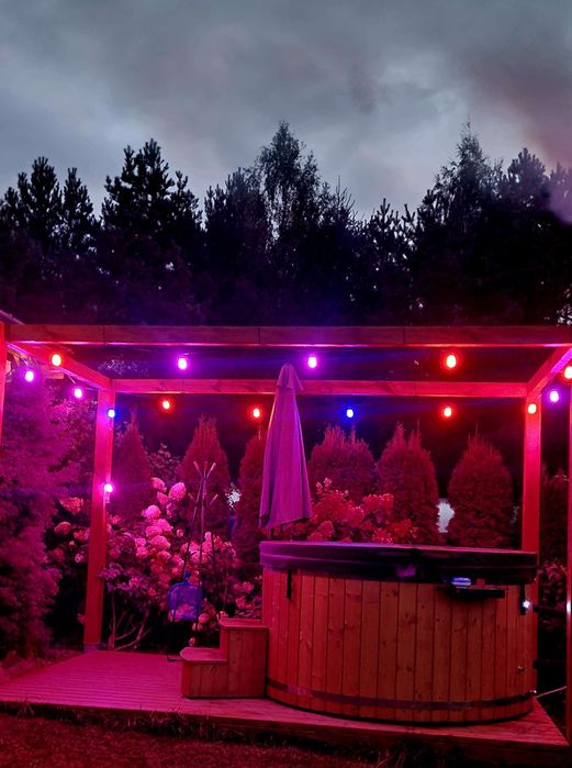 Domek z jacuzzi nad jeziorem, trasą S7 Warszawa-Gdańsk