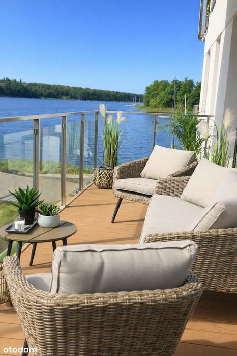 Marina Iława apartament z widokiem na Jeziorak (garaż, komórka)