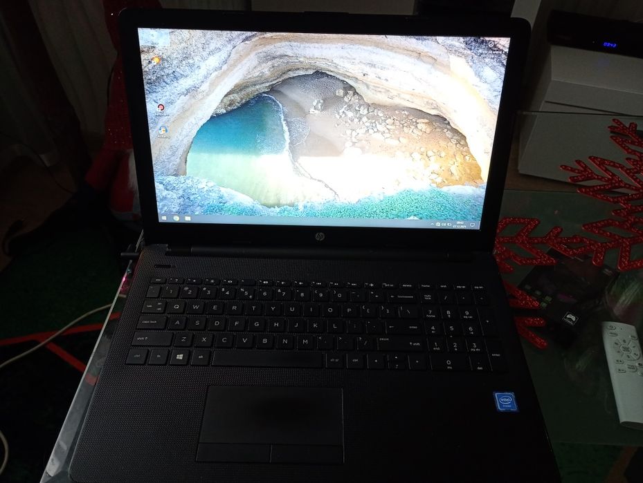 Laptop z torbą i ładowarka-zamiana