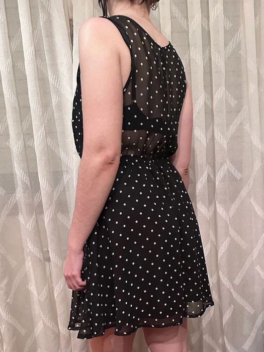 Vestido de bolinhas H&M