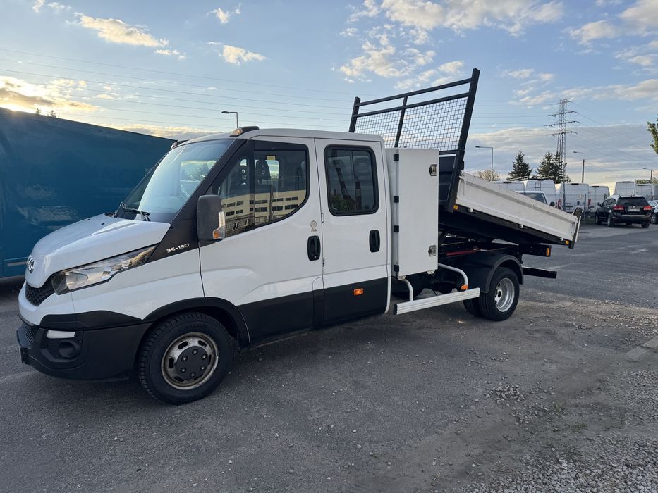 Wynajem Iveco wywrotka kiper brygadówka 7 osób Warszawa