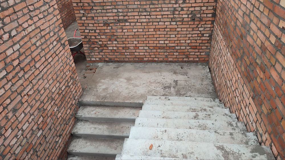 Продаж 1к квартири поруч з парком Центральним. Є розтермінування