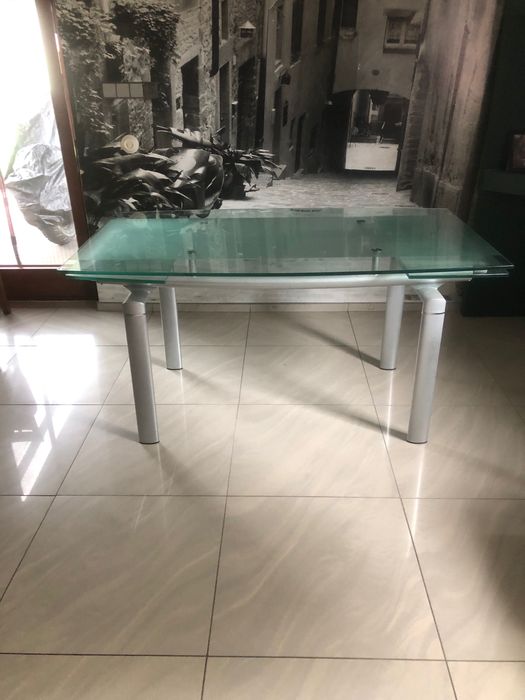 Stół do salonu szklany blat rozkładany