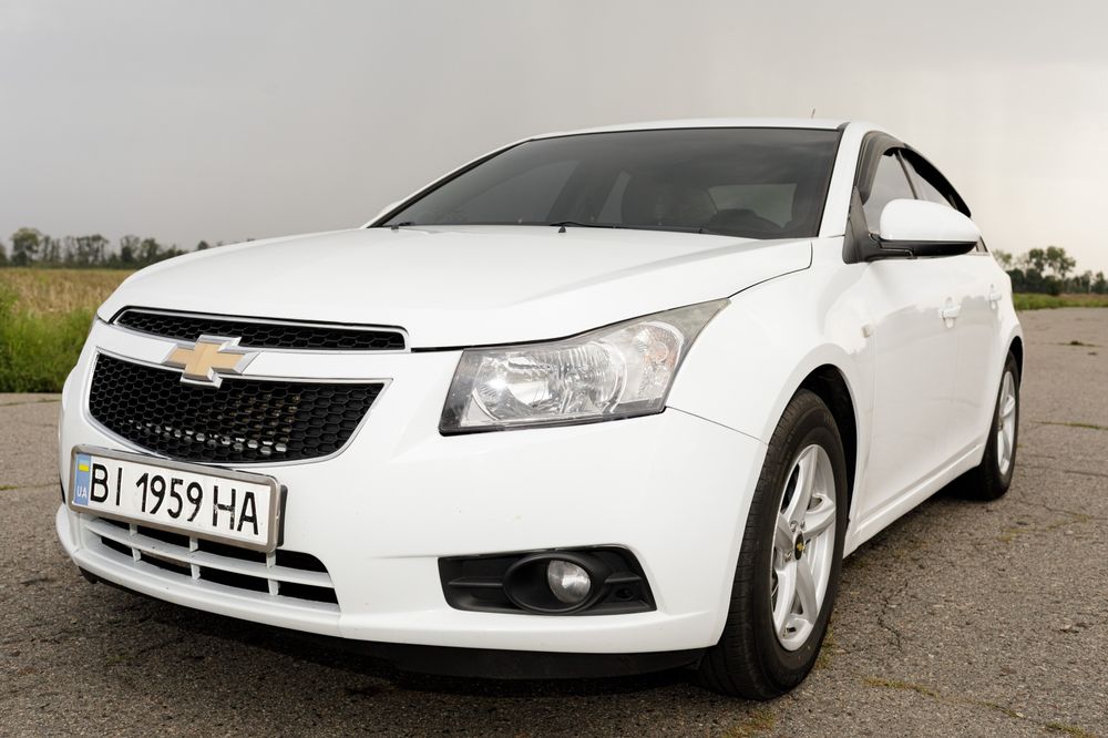 Chevrolet Cruze  2012