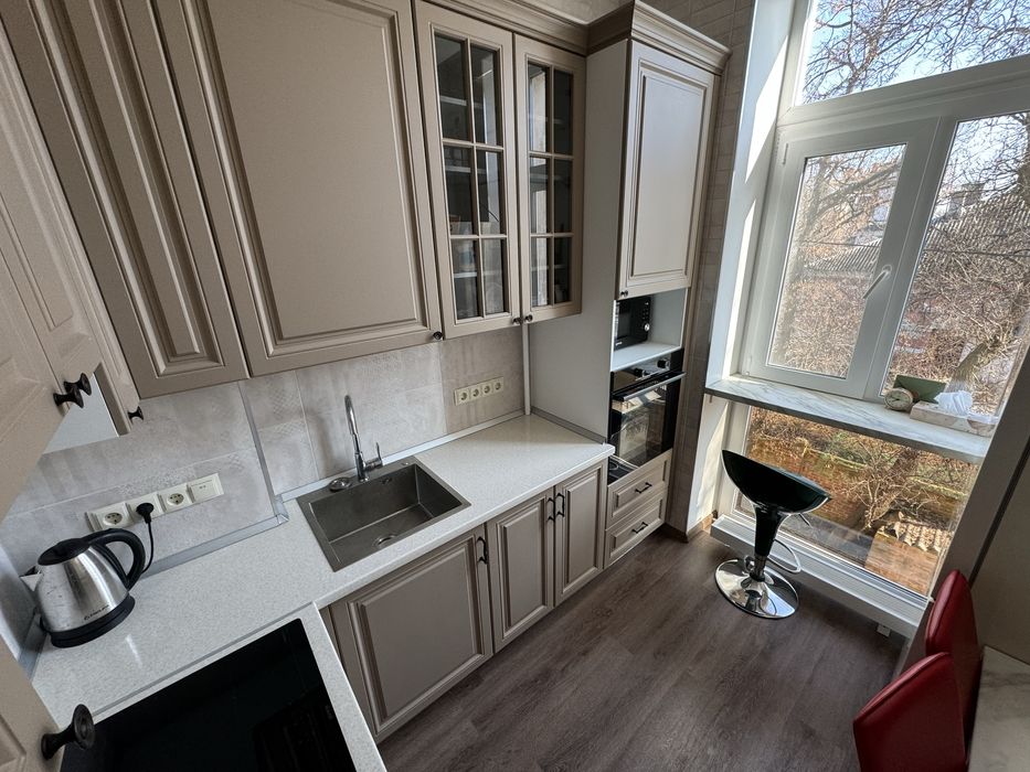 ‼️ Біла альтанка. Центр міста. Новий ремонт. Автономне опалення