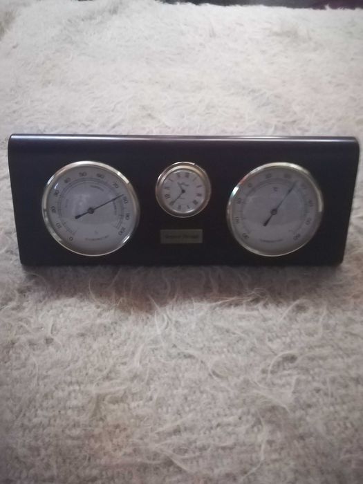 Relógio antigo de marca